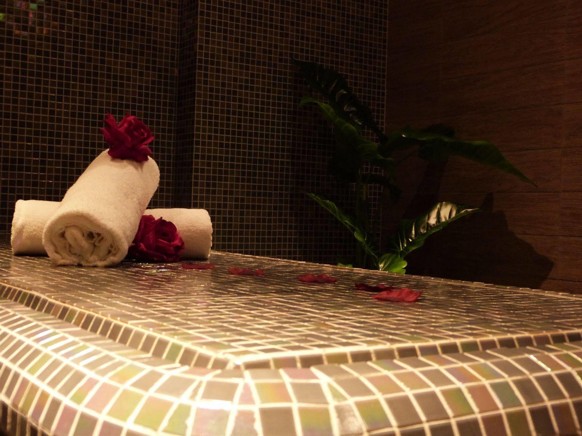 Ax Hotel Spa & Restaurant Шорж Экстерьер фото